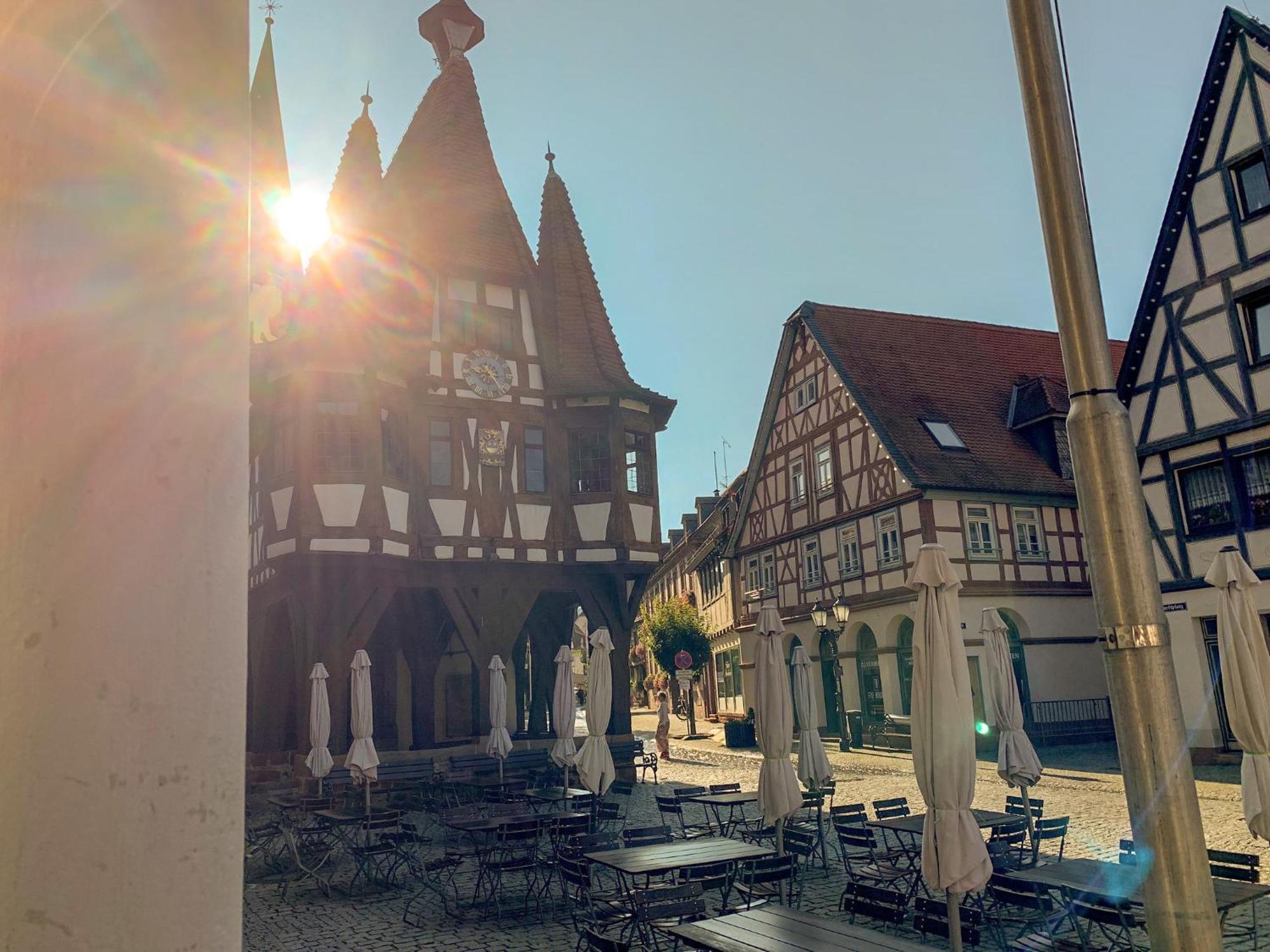 Ferienwohnung Wohnen Am Historischen Rathaus Michelstadt Exterior foto